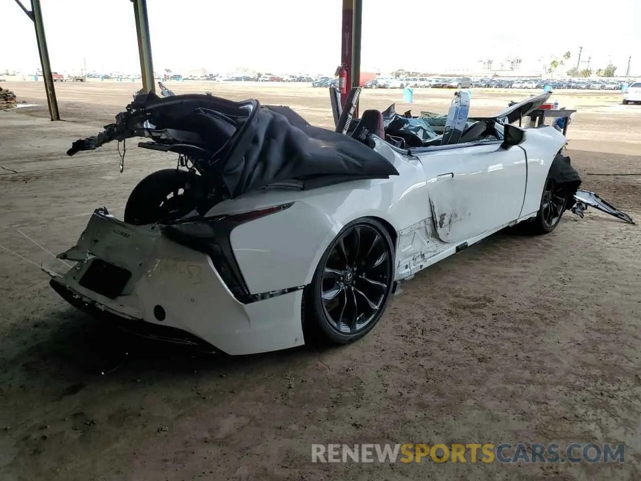 3 fotografías del automóvil dañado JTHMPAAY8NA105991 LEXUS LC500 2022
