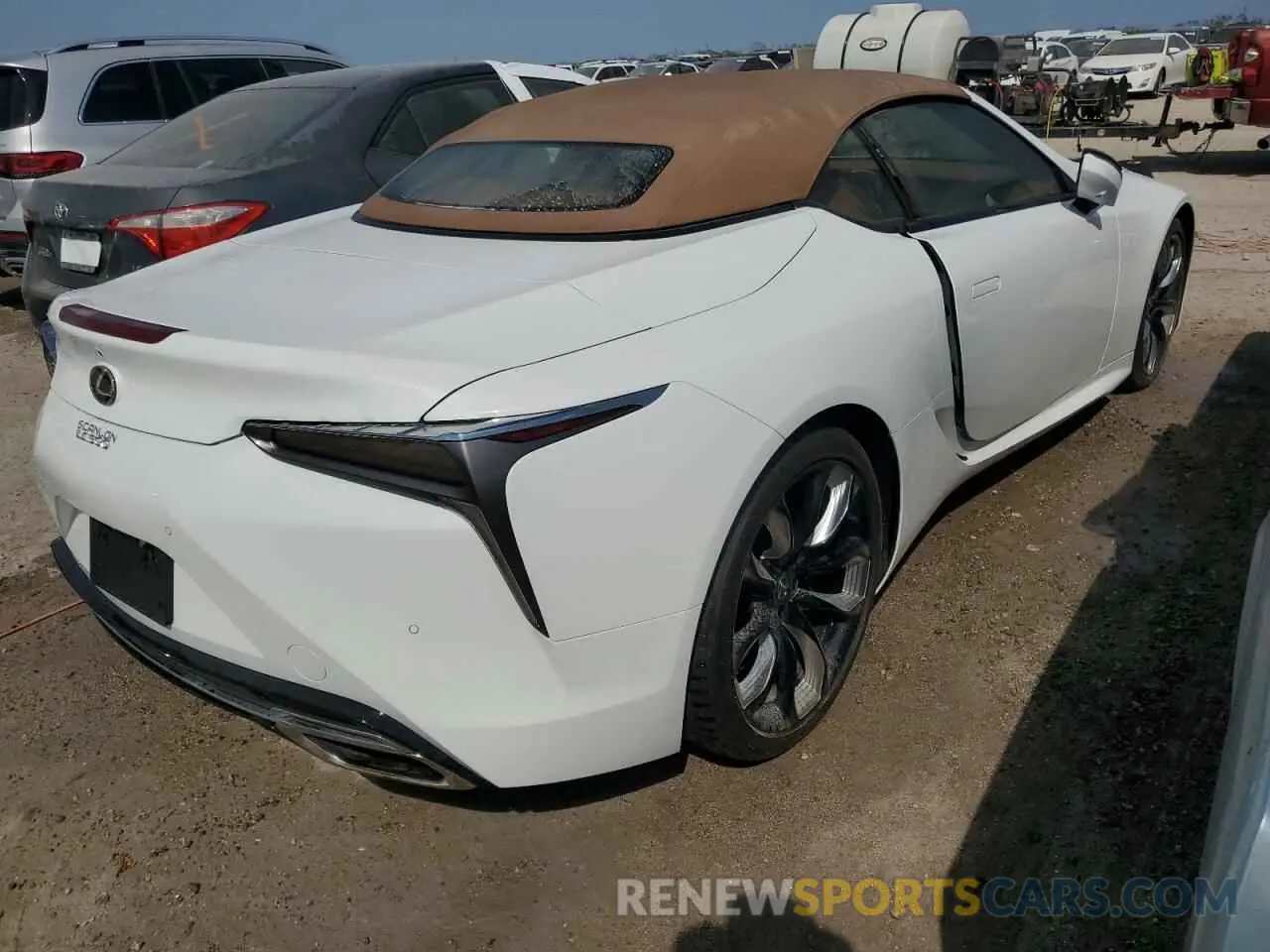 3 fotografías del automóvil dañado JTHMPAAY1RA108771 LEXUS LC500 2024