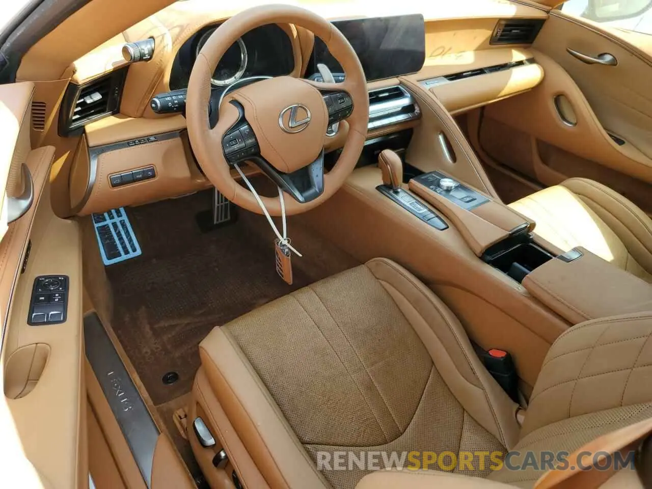 8 fotografías del automóvil dañado JTHMPAAY1RA108771 LEXUS LC500 2024