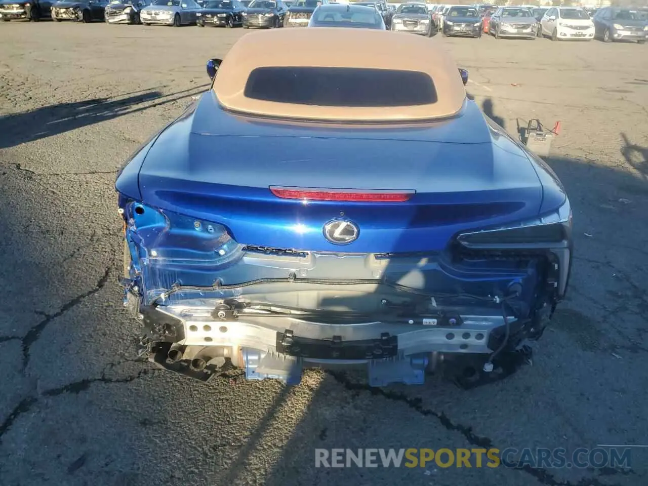 6 fotografías del automóvil dañado JTHMPAAY5RA108238 LEXUS LC500 2024