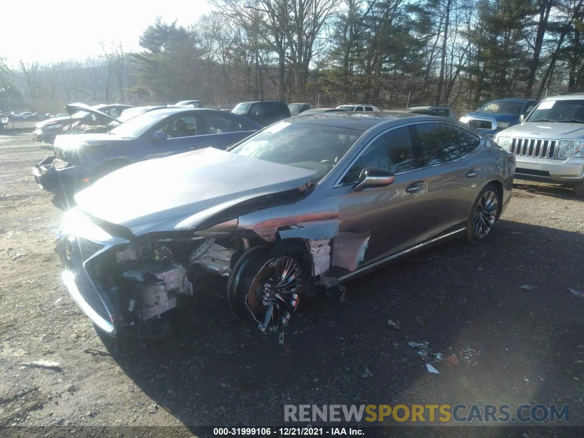 2 fotografías del automóvil dañado JTHG5LGF8L5007893 LEXUS LS 2020