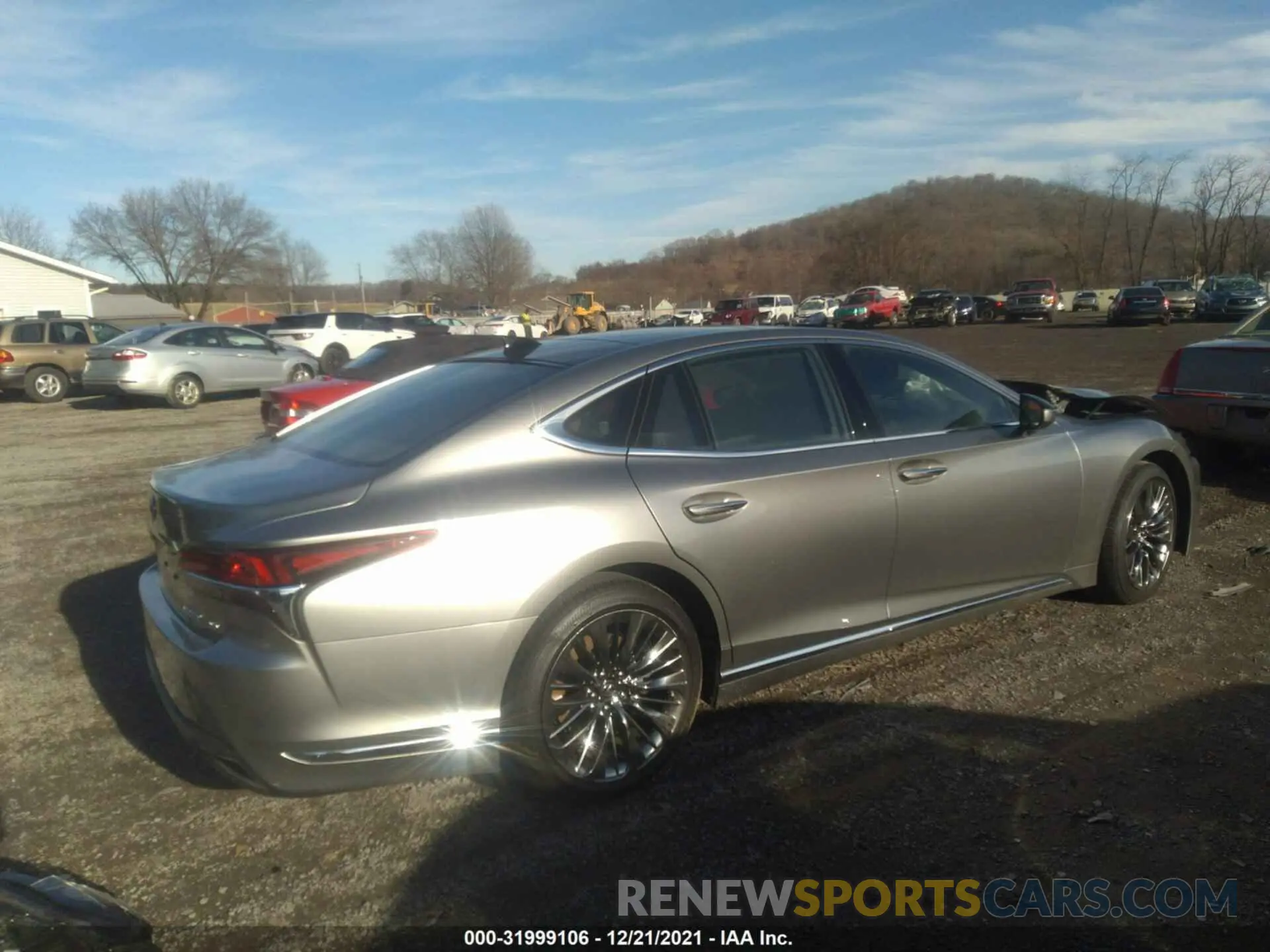 4 fotografías del automóvil dañado JTHG5LGF8L5007893 LEXUS LS 2020