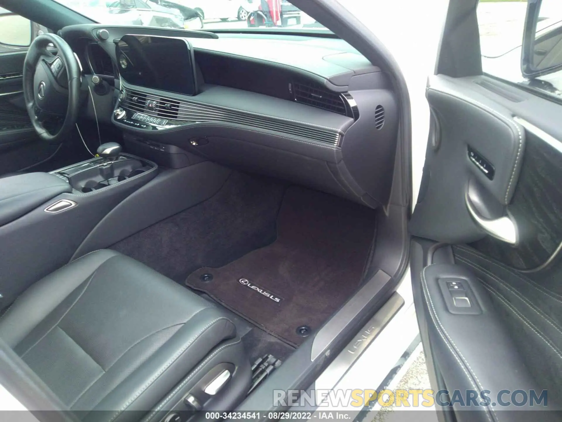 5 fotografías del automóvil dañado JTHD51FF2M5014347 LEXUS LS 2021