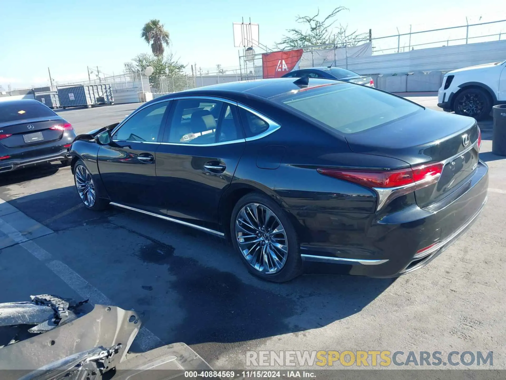 3 fotografías del automóvil dañado JTHD51FF5L5012302 LEXUS LS 500 2020