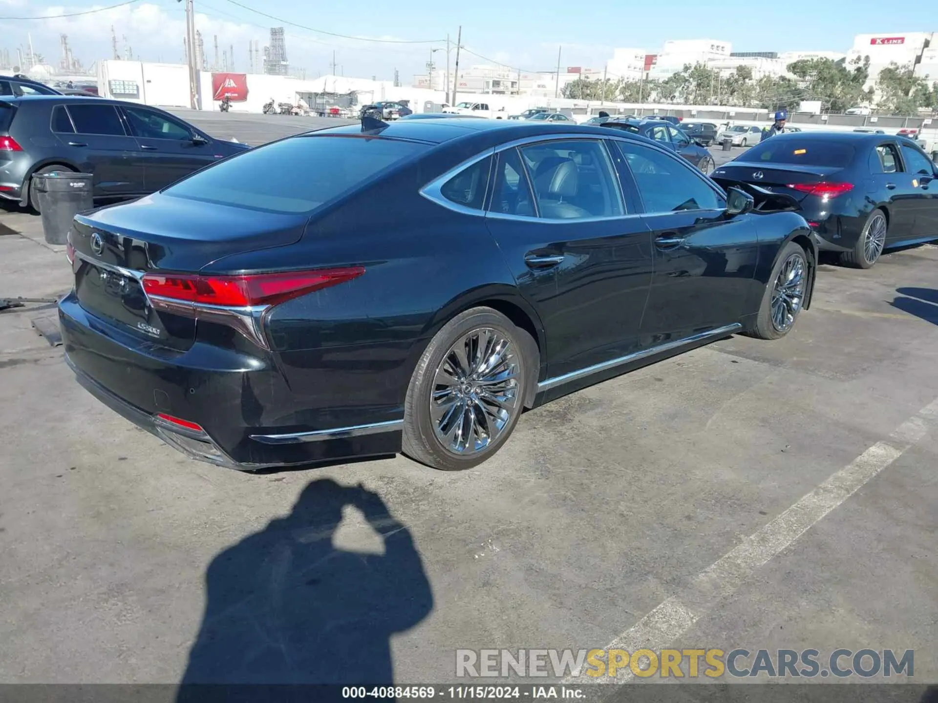 4 fotografías del automóvil dañado JTHD51FF5L5012302 LEXUS LS 500 2020