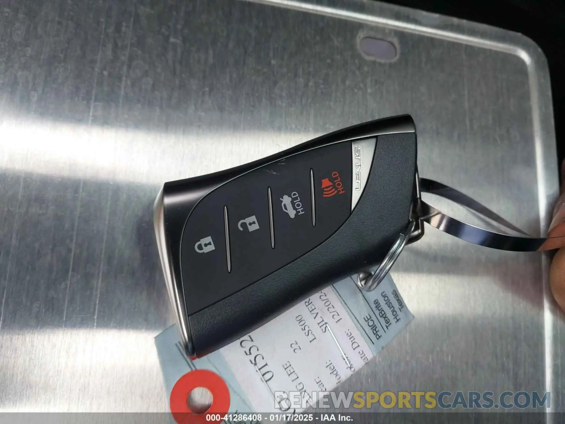 11 fotografías del automóvil dañado JTHD51FF5N5015672 LEXUS LS 500 2022