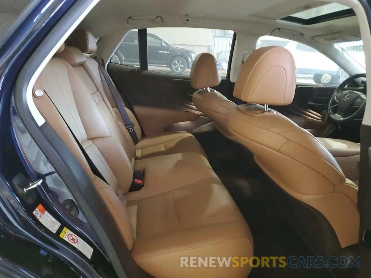 10 fotografías del automóvil dañado JTHB51FF0K5007269 LEXUS LS500 2019