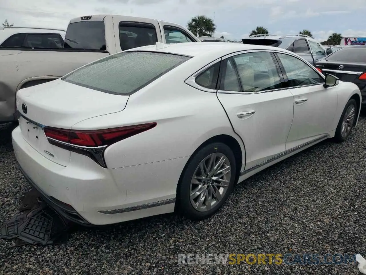 3 fotografías del automóvil dañado JTHB51FF0K5008938 LEXUS LS500 2019
