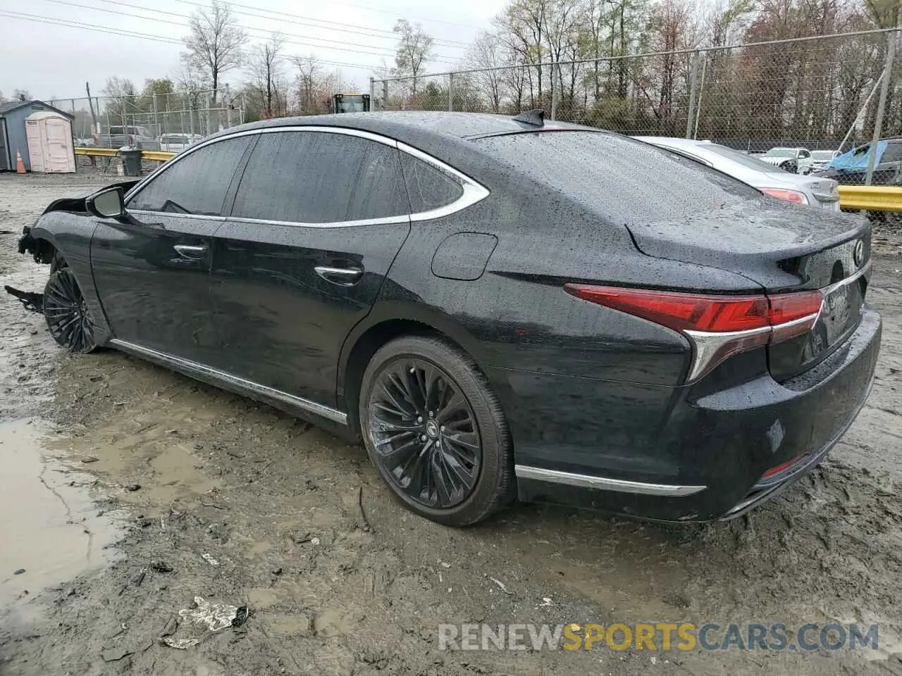 2 fotografías del automóvil dañado JTHC51FF1K5005423 LEXUS LS500 2019