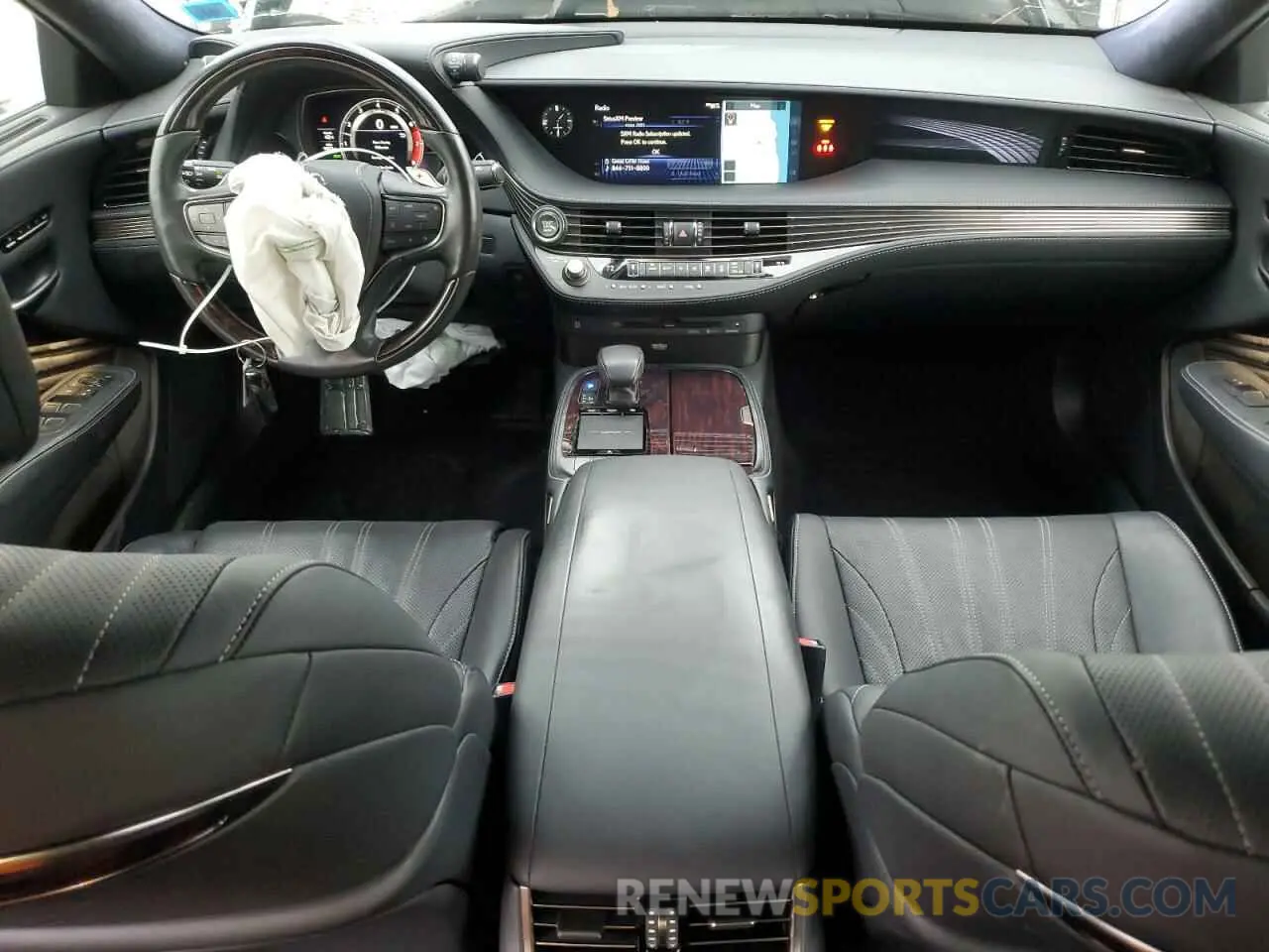8 fotografías del automóvil dañado JTHC51FF1K5007446 LEXUS LS500 2019