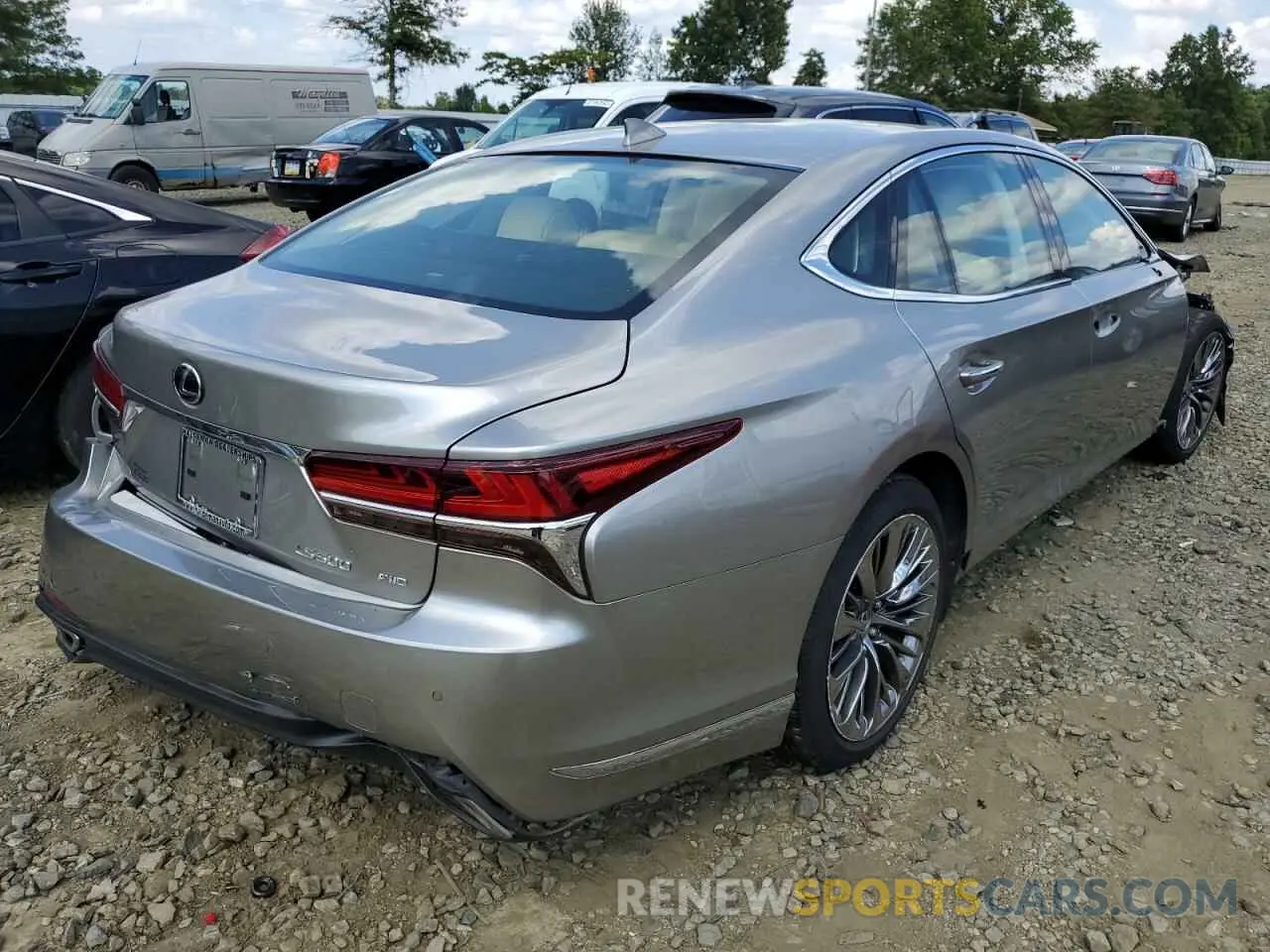 4 fotografías del automóvil dañado JTHC51FF2K5006600 LEXUS LS500 2019