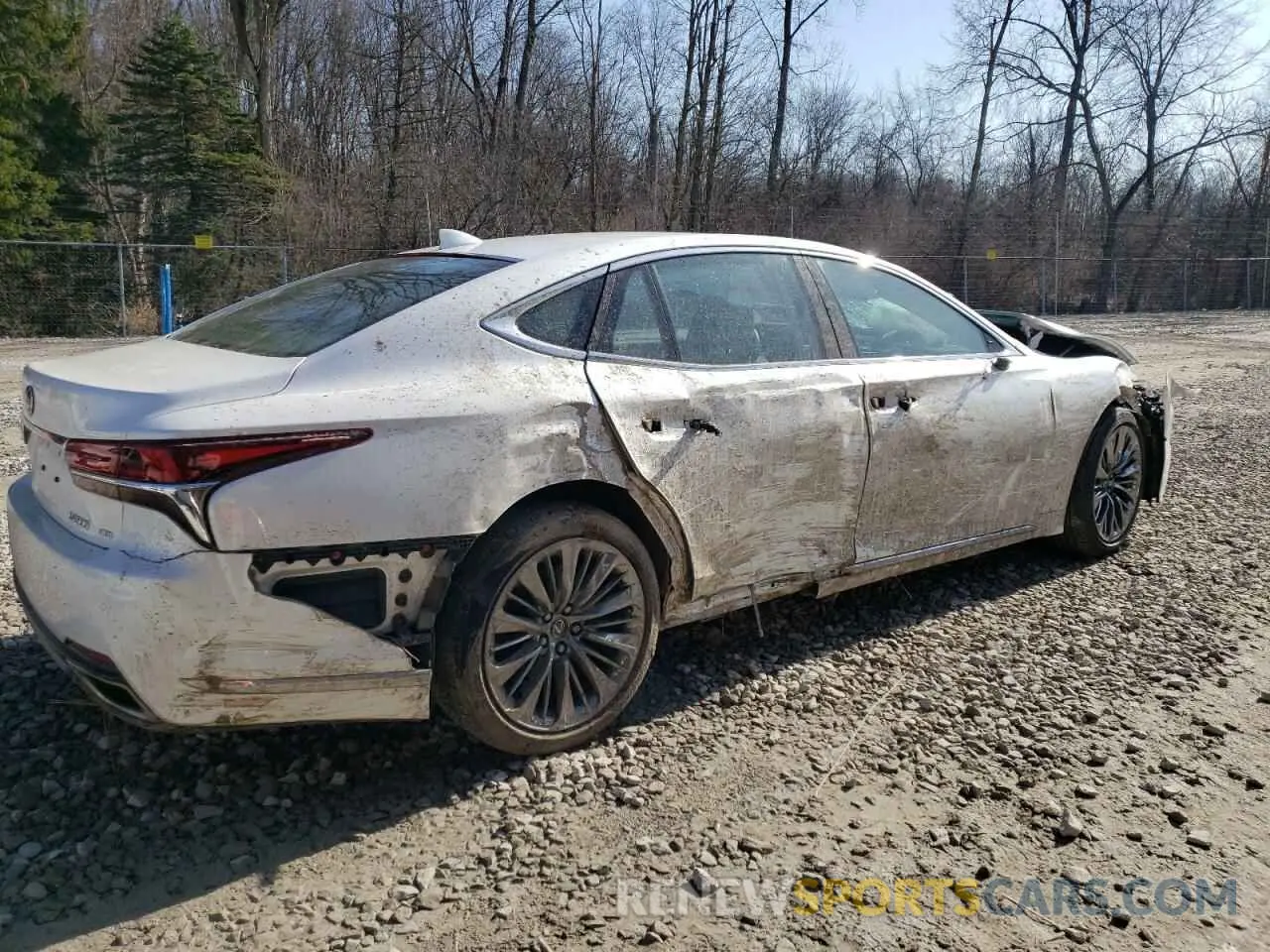 3 fotografías del automóvil dañado JTHC51FF6K5005529 LEXUS LS500 2019