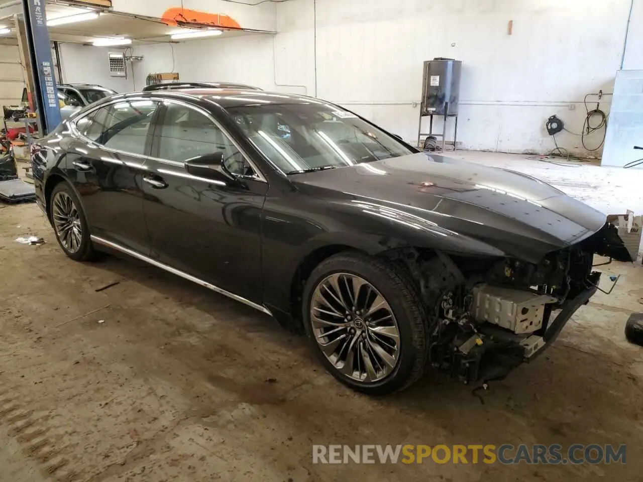 4 fotografías del automóvil dañado JTHC51FF6K5006583 LEXUS LS500 2019