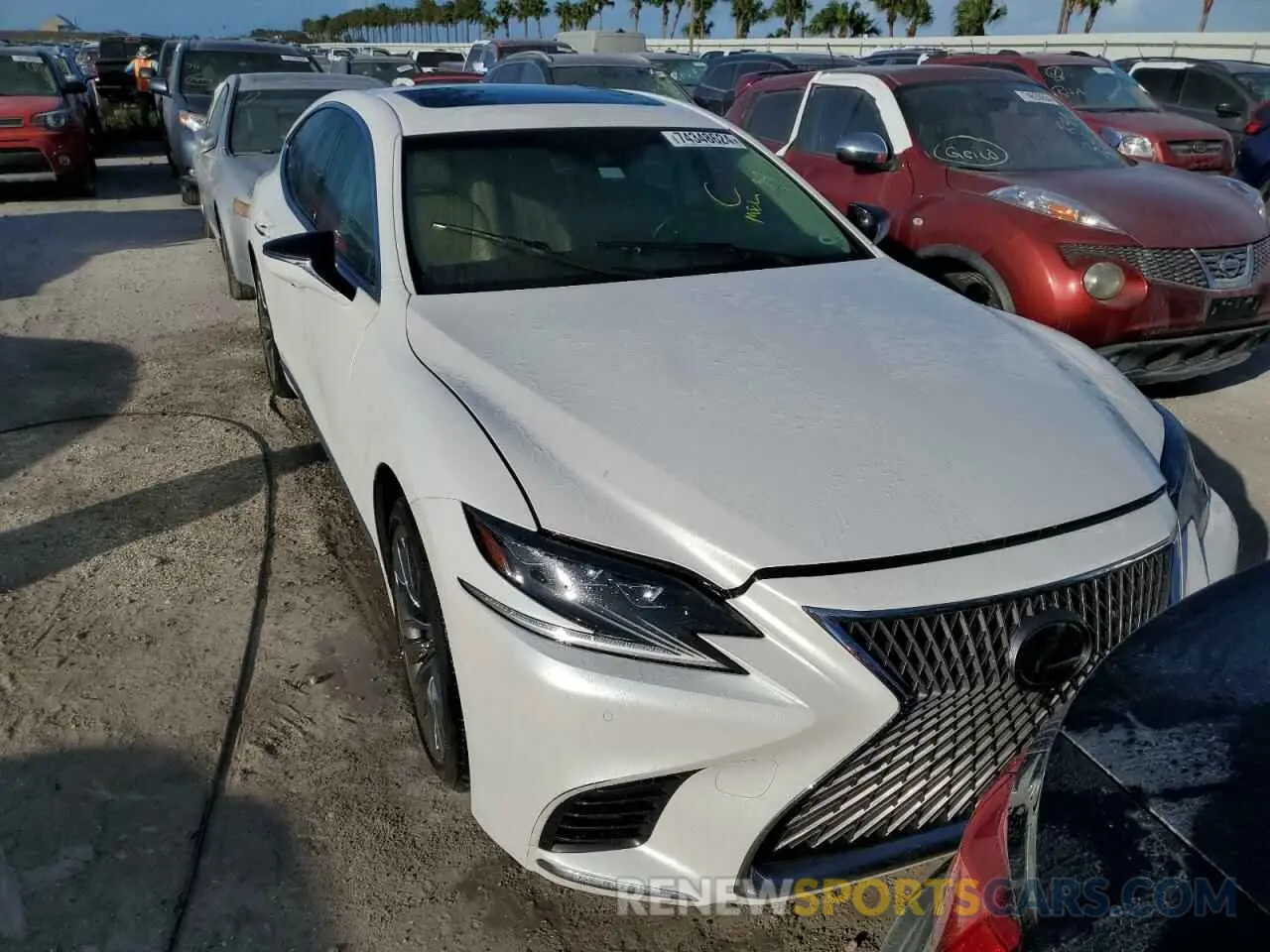 5 fotografías del automóvil dañado JTHD51FF4L5012839 LEXUS LS500 2020