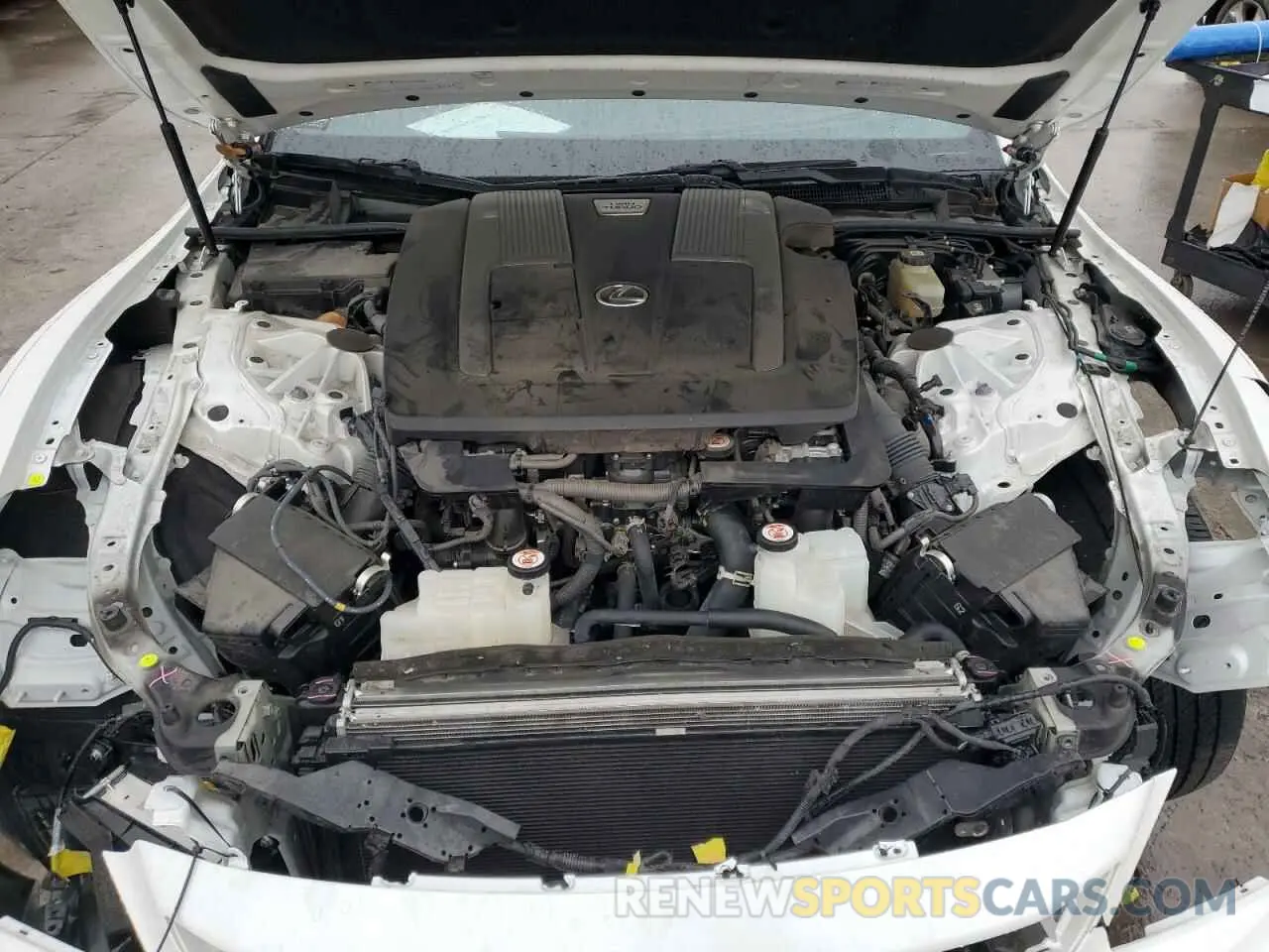 12 fotografías del automóvil dañado JTHD51FF7N5015883 LEXUS LS500 2022