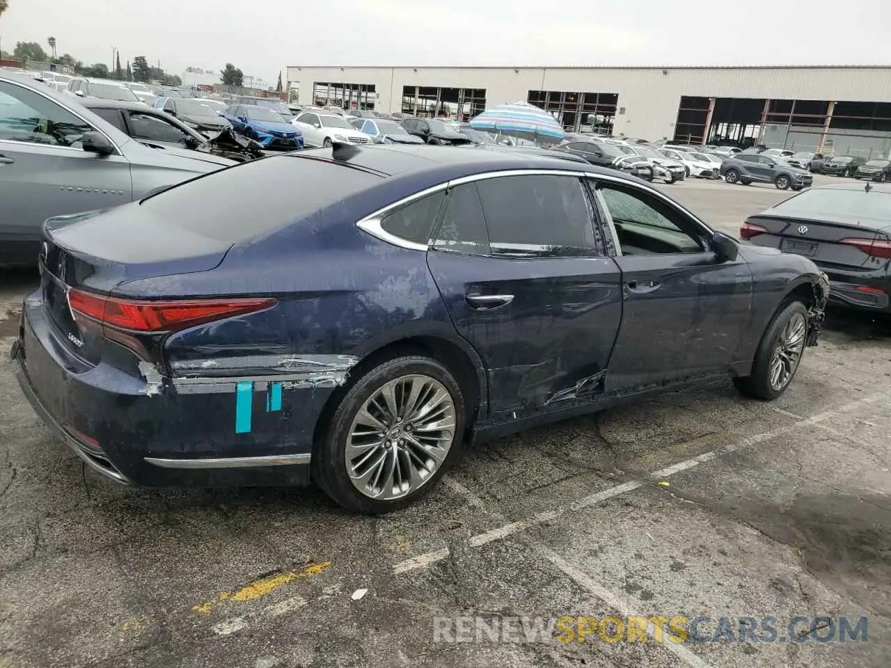 3 fotografías del automóvil dañado JTHD51FFXP5018375 LEXUS LS500 2023