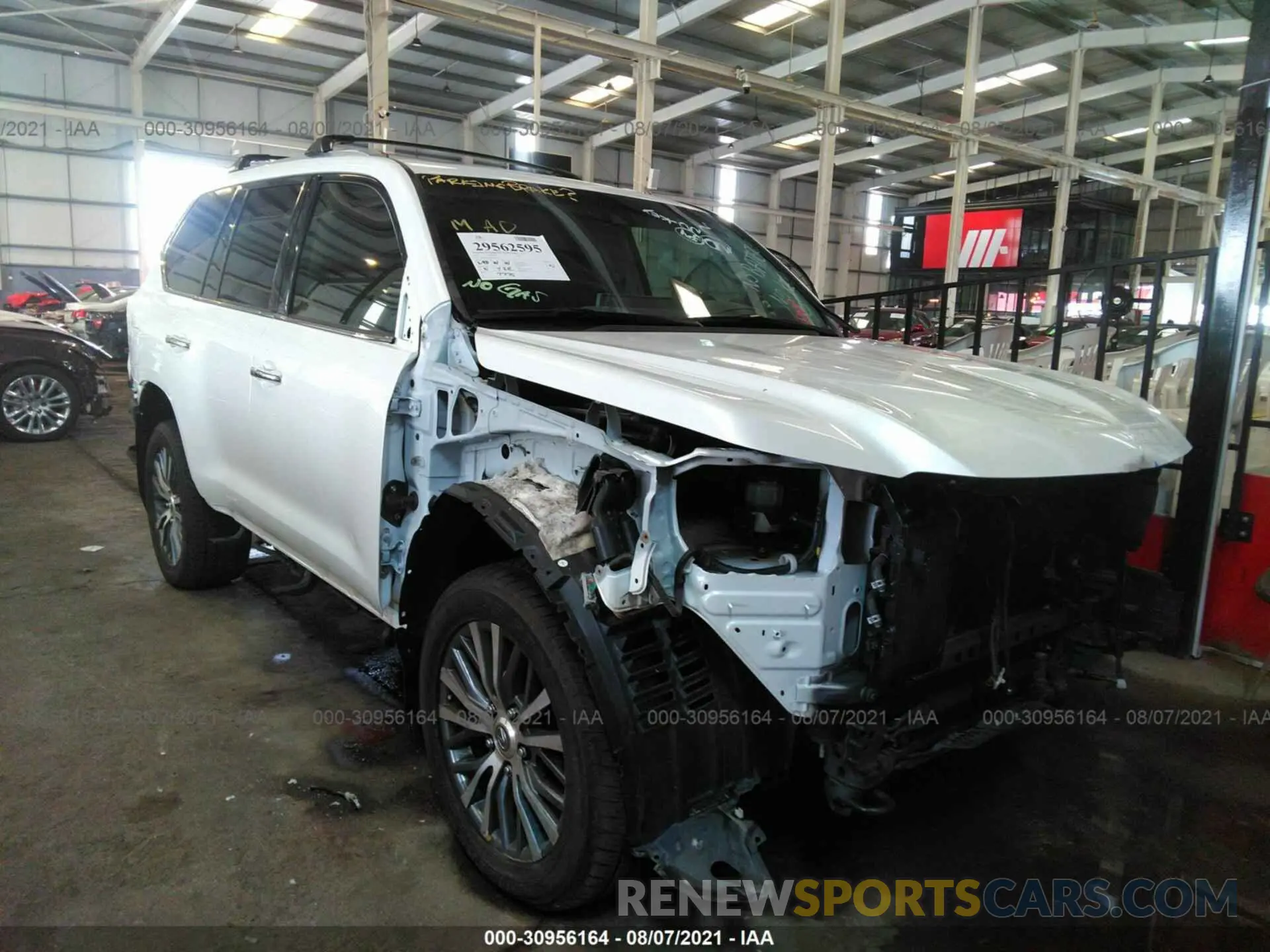 1 fotografías del automóvil dañado 000HY7AX6K4291600 LEXUS LX 2019