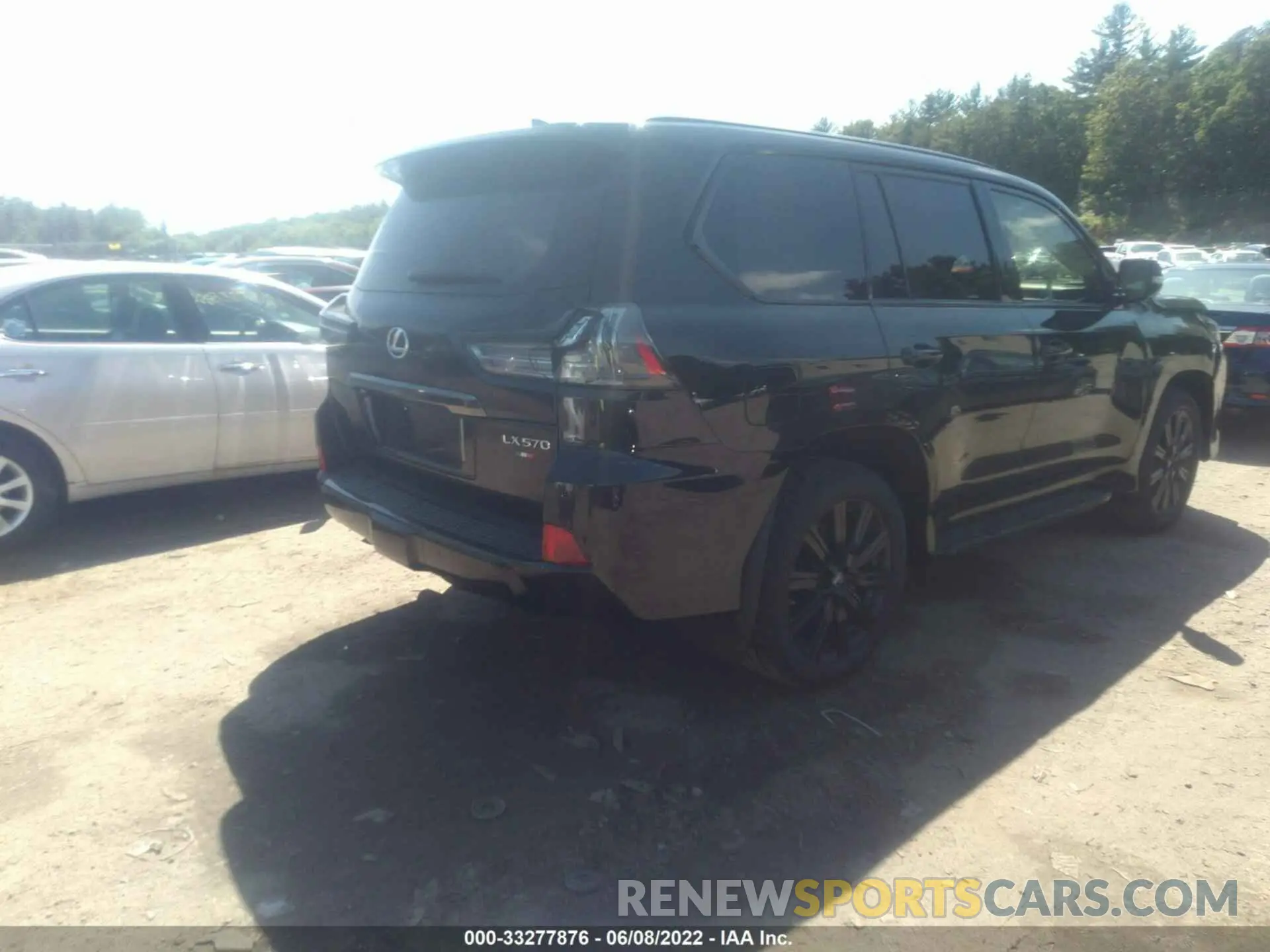 4 fotografías del automóvil dañado JTJHY7AX4K4294737 LEXUS LX 2019