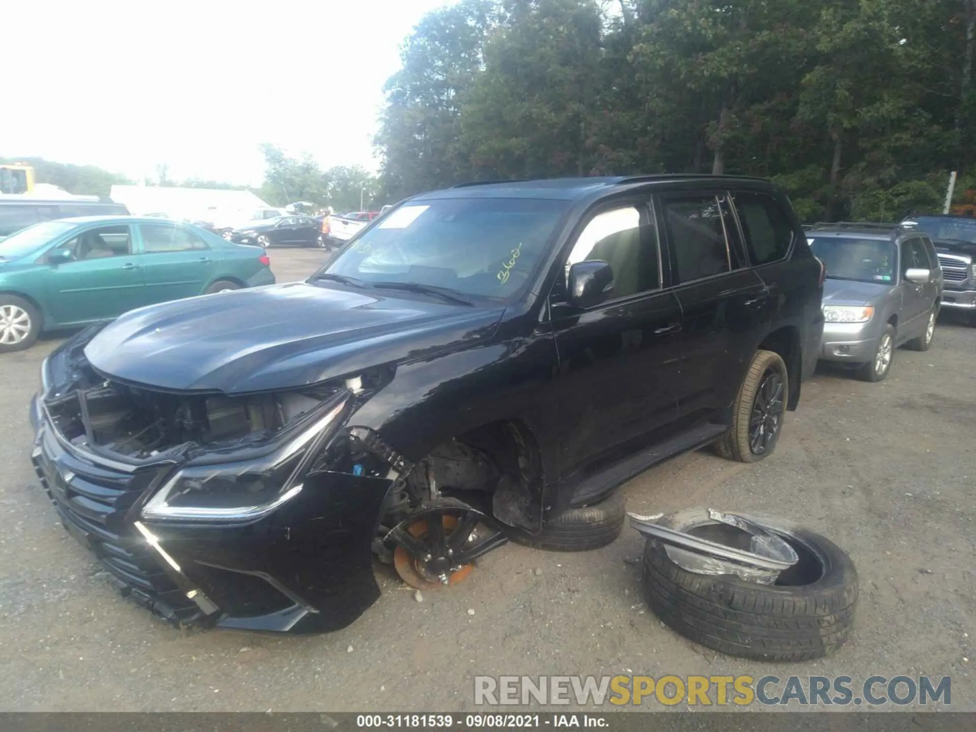 2 fotografías del automóvil dañado JTJHY7AX5K4300920 LEXUS LX 2019