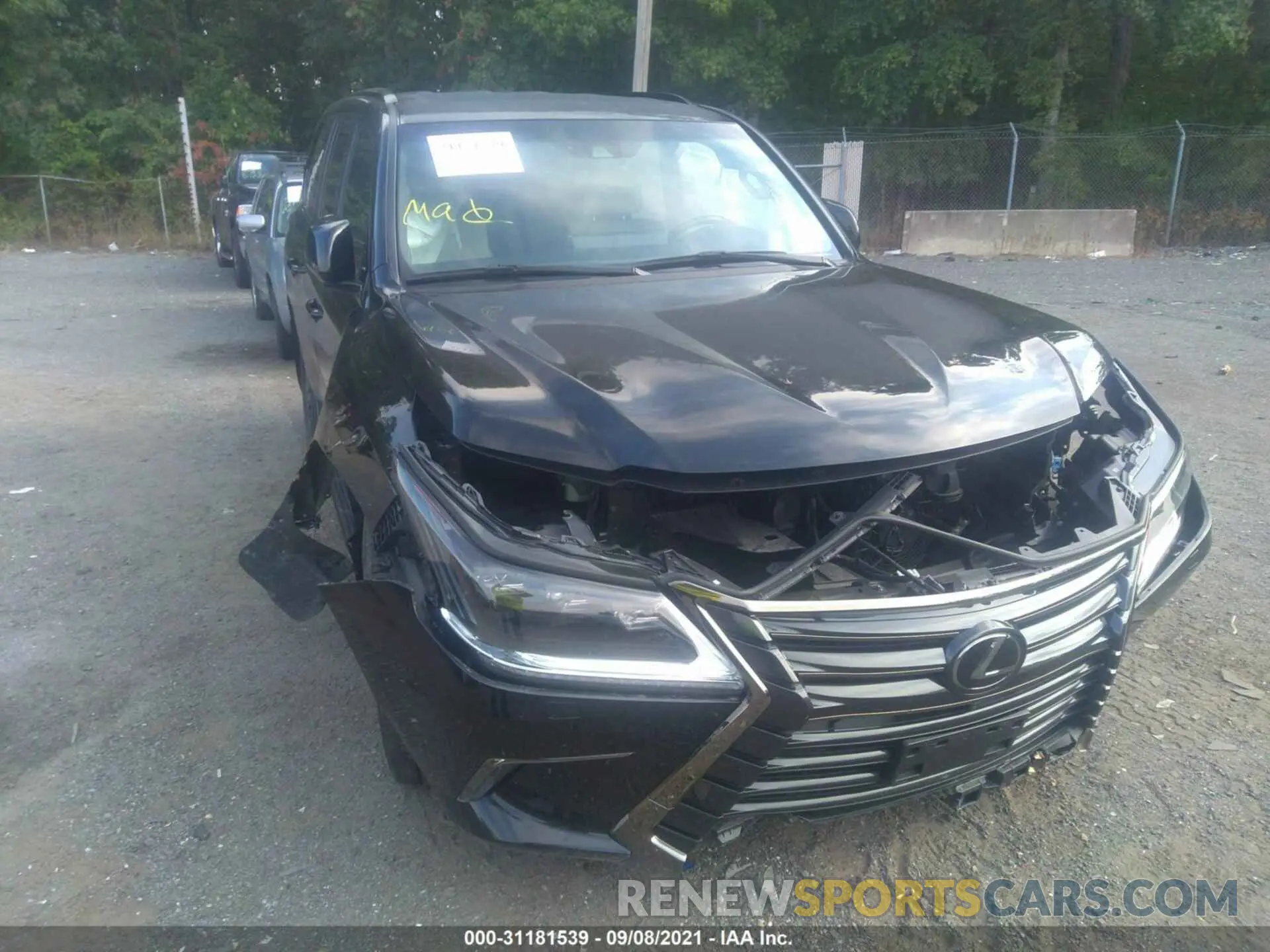 6 fotografías del automóvil dañado JTJHY7AX5K4300920 LEXUS LX 2019