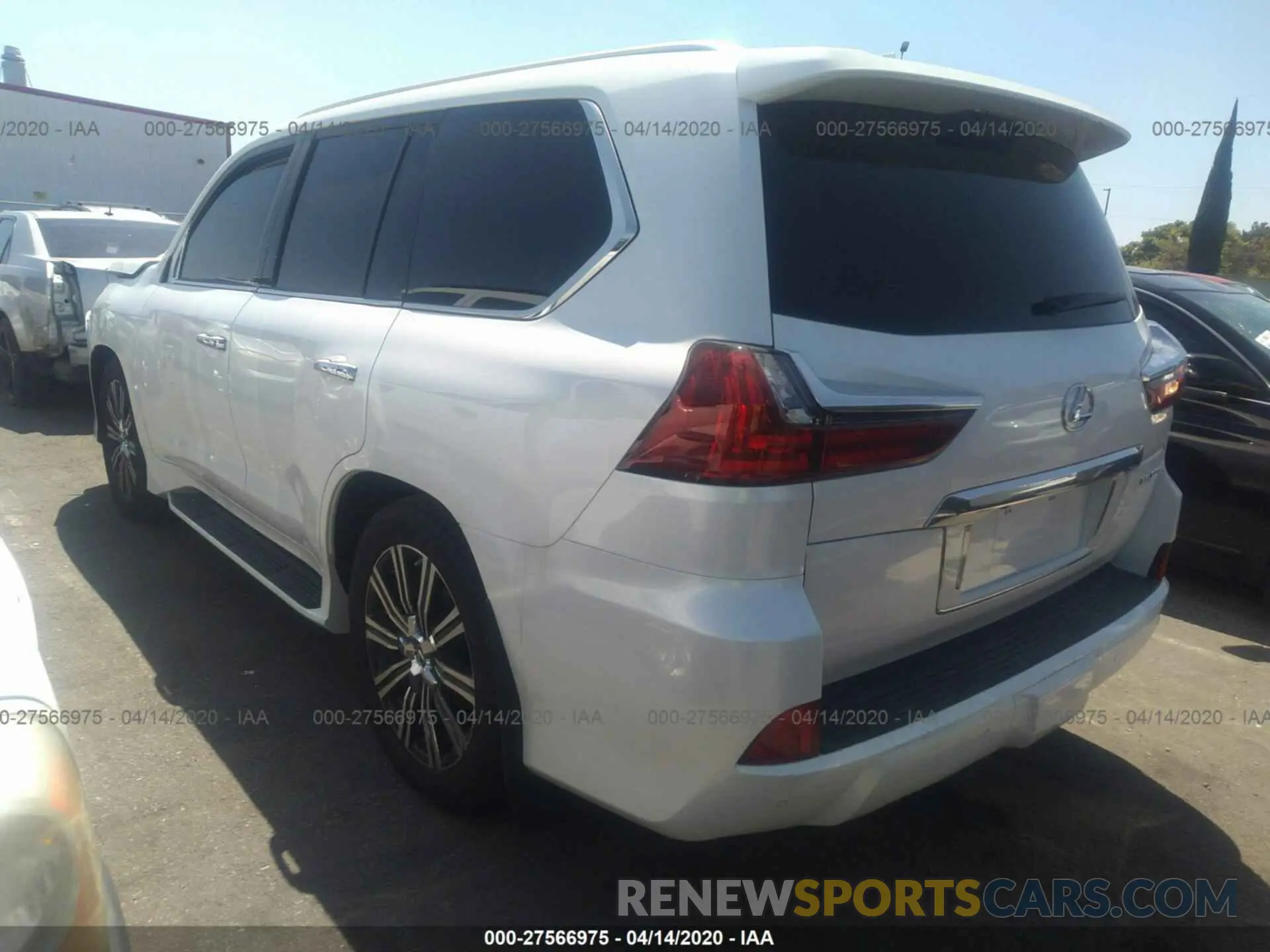 3 fotografías del automóvil dañado JTJHY7AX8K4296040 LEXUS LX 2019