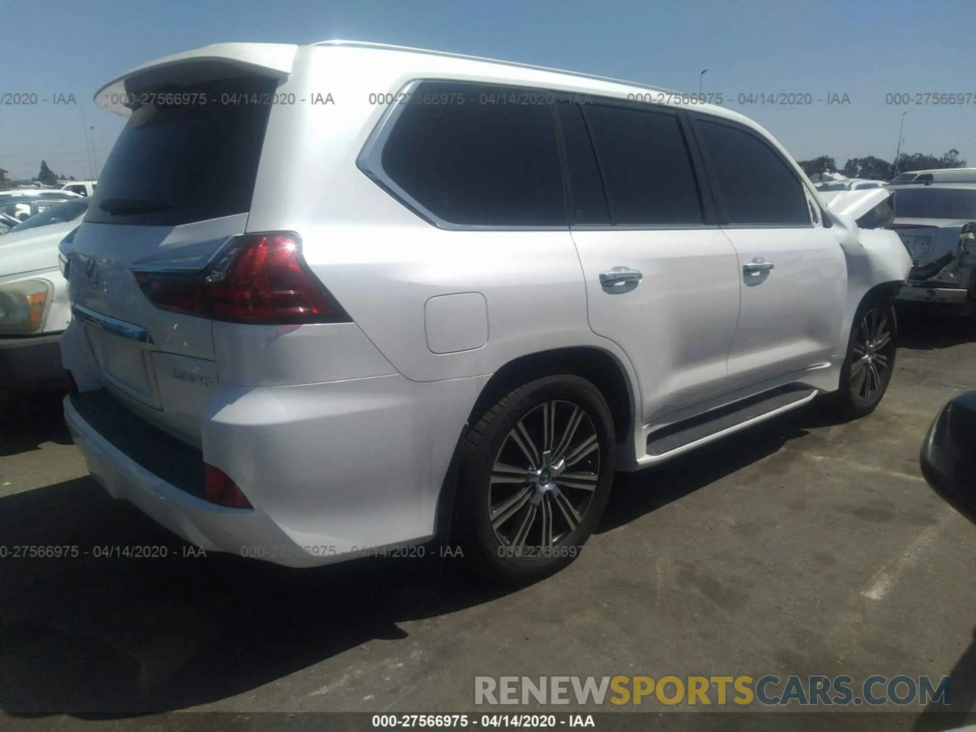 4 fotografías del automóvil dañado JTJHY7AX8K4296040 LEXUS LX 2019