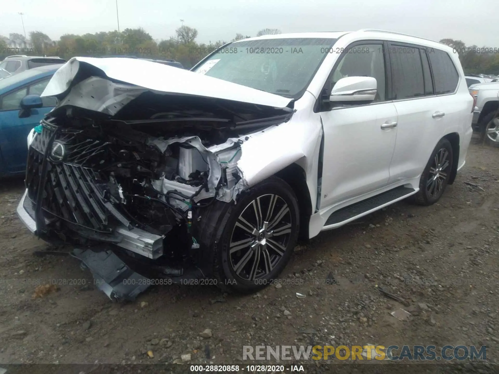 2 fotografías del automóvil dañado JTJDY7AX1L4332036 LEXUS LX 2020