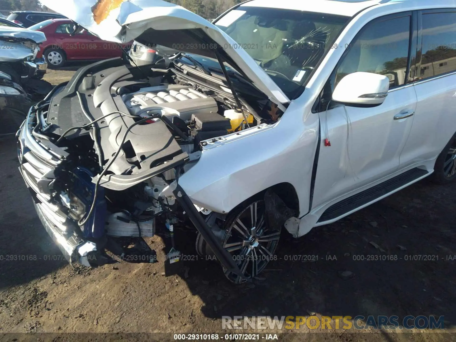 2 fotografías del automóvil dañado JTJDY7AX4L4332970 LEXUS LX 2020