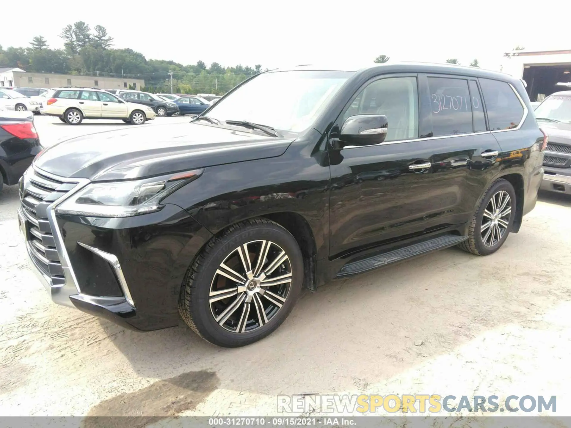 2 fotografías del automóvil dañado JTJDY7AXXL4319110 LEXUS LX 2020