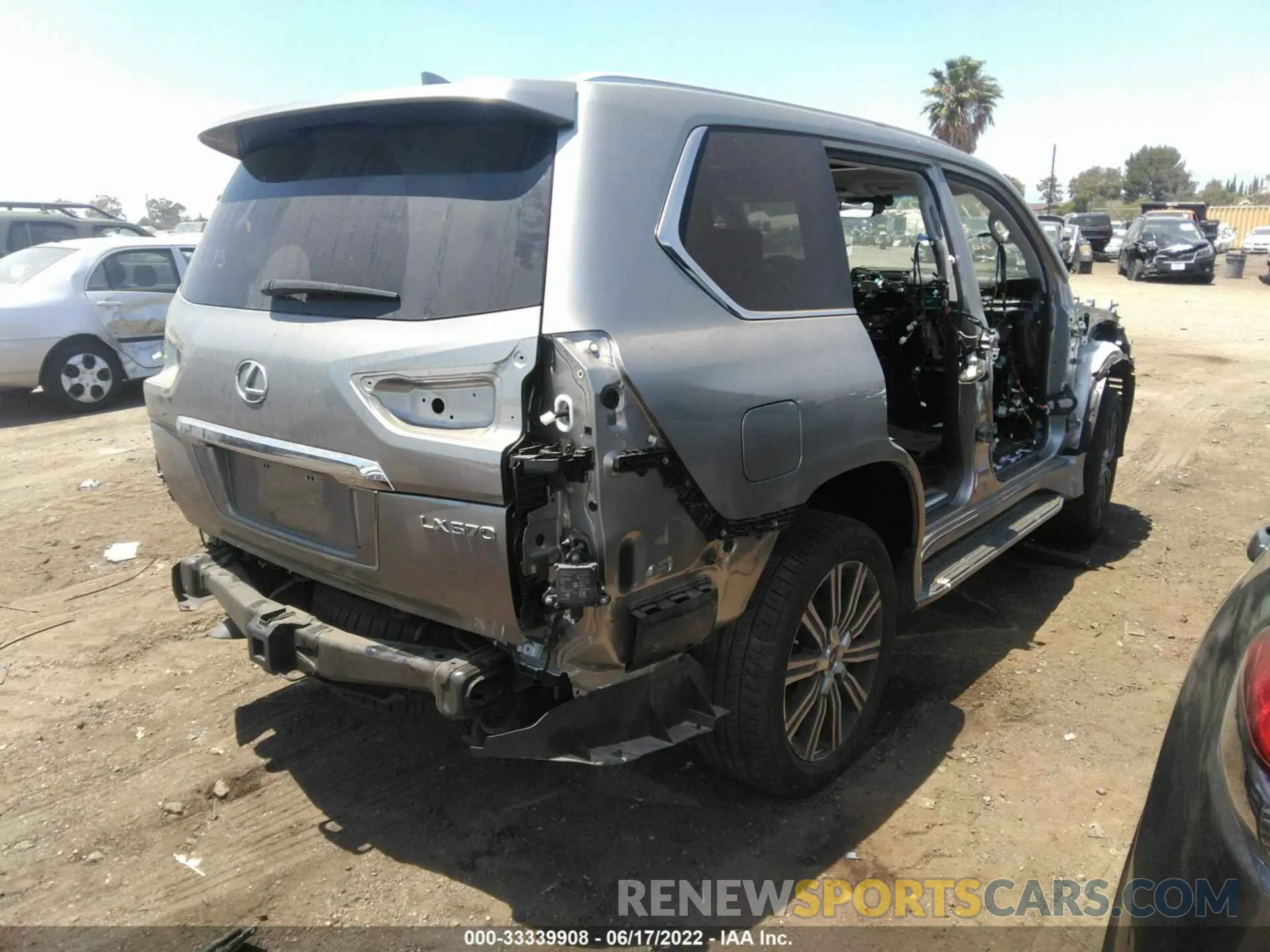4 fotografías del automóvil dañado JTJDY7AX5M4337113 LEXUS LX 2021