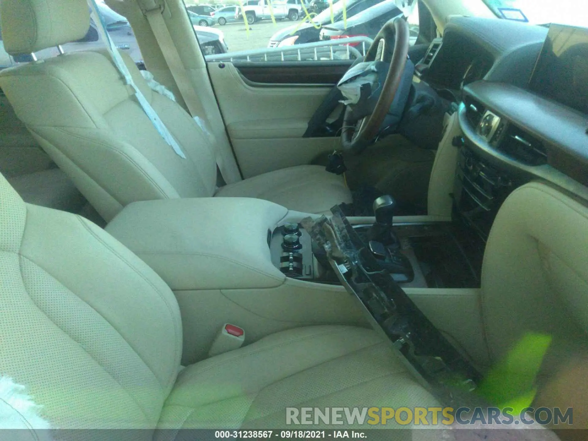 5 fotografías del automóvil dañado JTJFY7AX8M4334019 LEXUS LX 2021