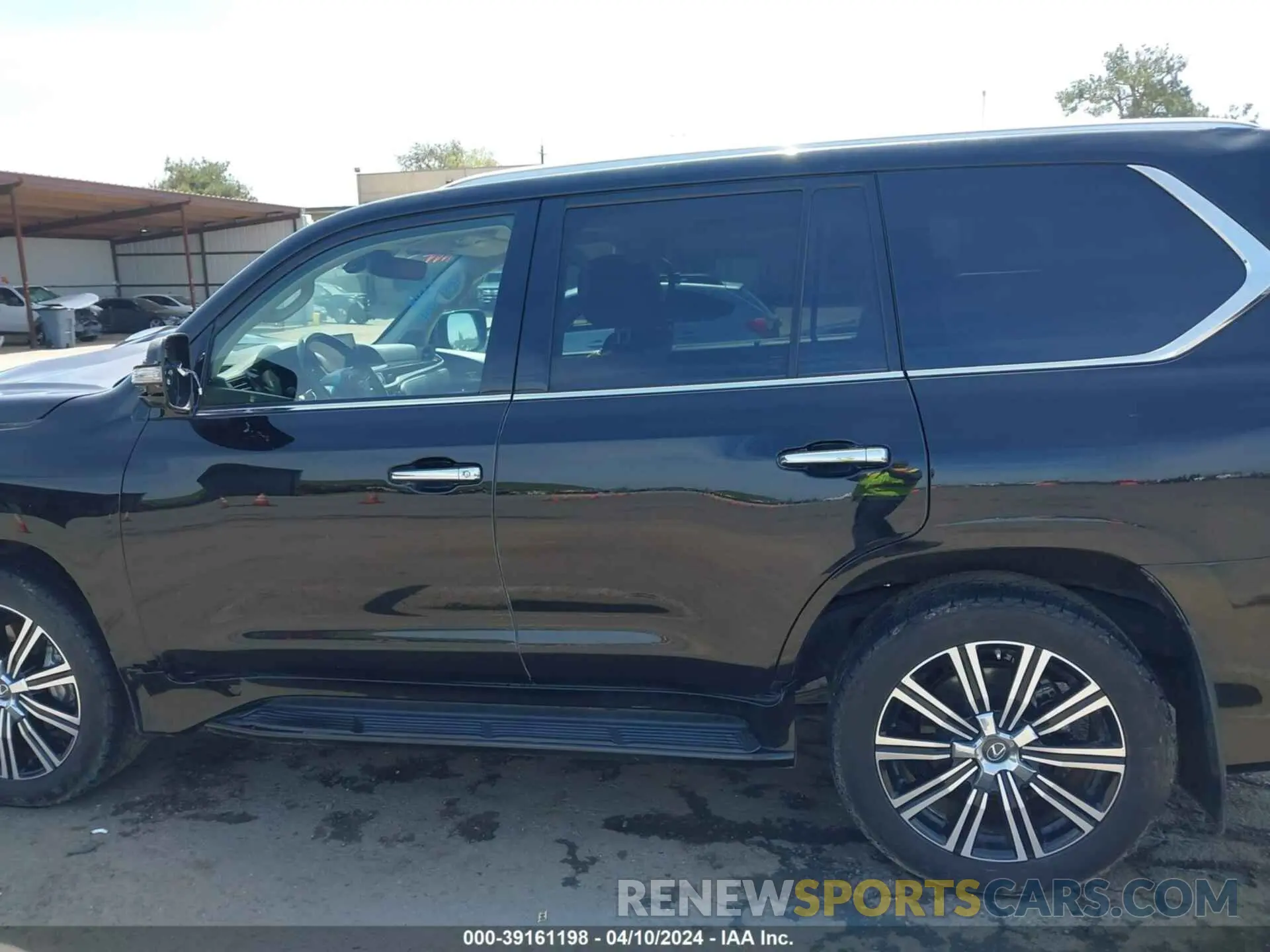 15 fotografías del automóvil dañado JTJDY7AXXM4338550 LEXUS LX 570 2021