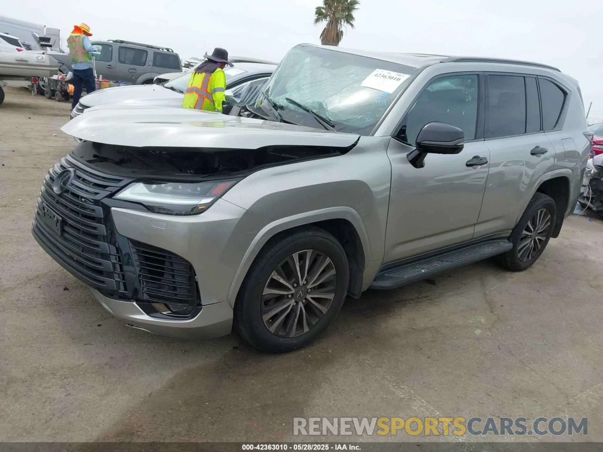 2 fotografías del automóvil dañado JTJAB7CX4N4000712 LEXUS LX 600 2022