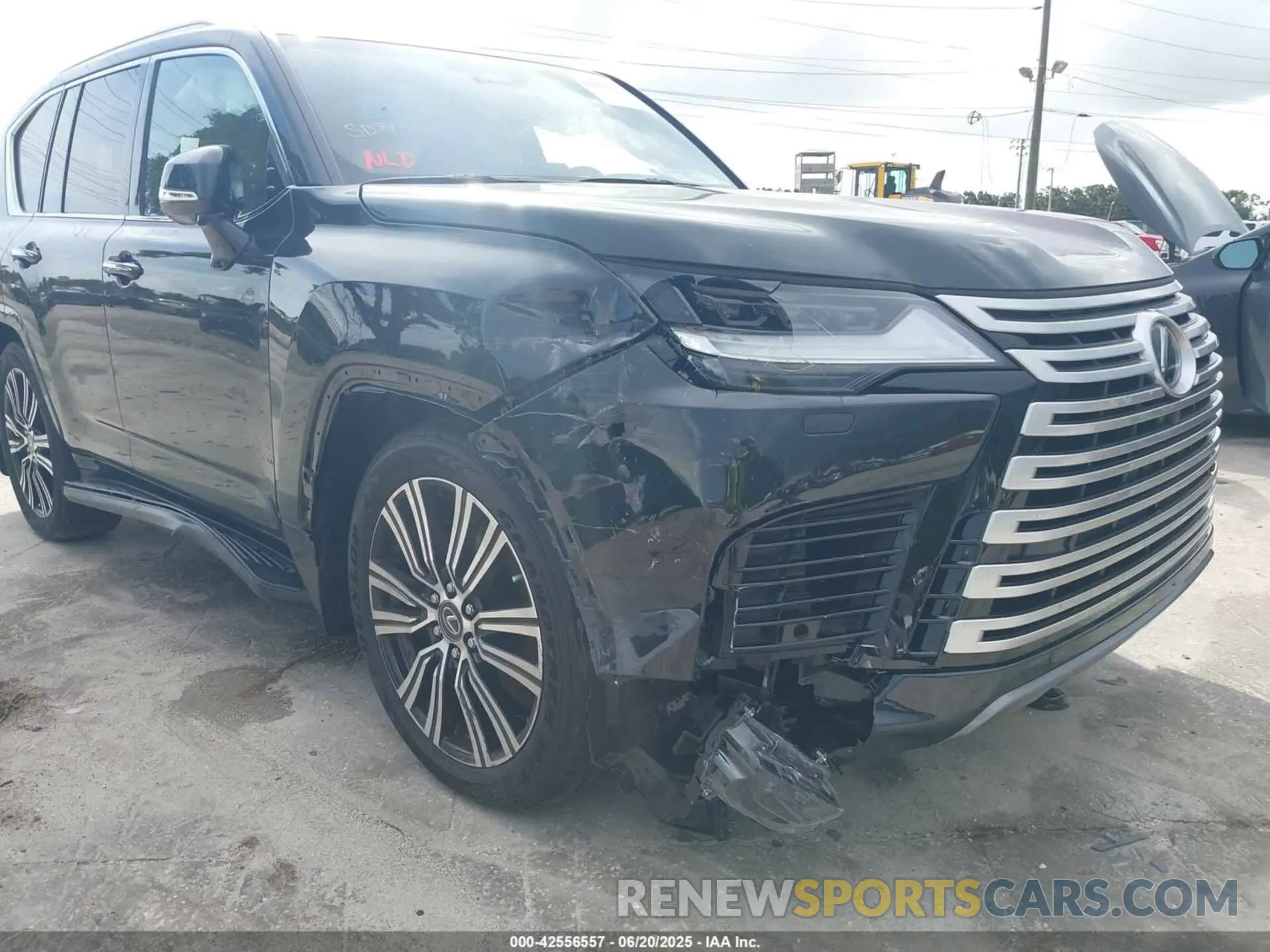 6 fotografías del automóvil dañado JTJGB7CX2S4072854 LEXUS LX 600 2025