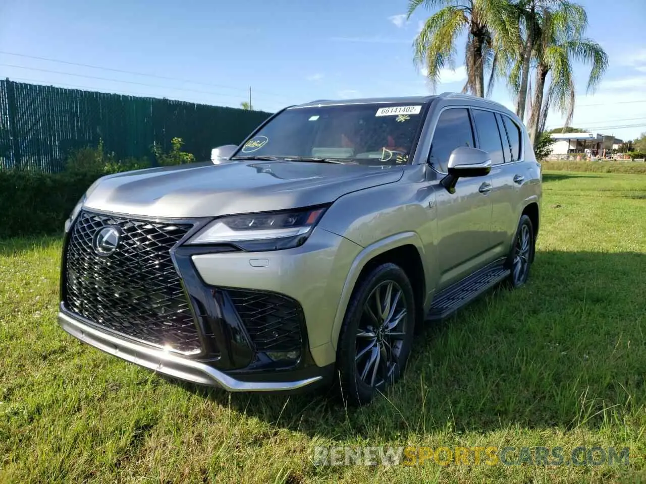 2 fotografías del automóvil dañado JTJMB7CXXN4002056 LEXUS LX 600 BAS 2022