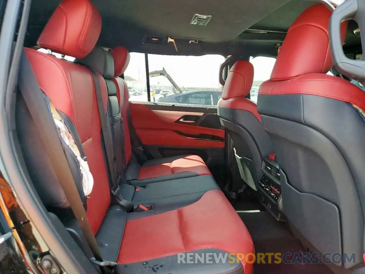 11 fotografías del automóvil dañado JTJMB7CX0P4038924 LEXUS LX 600 BAS 2023
