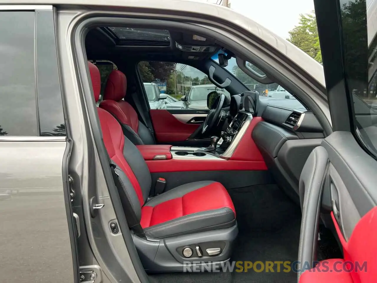 5 fotografías del automóvil dañado JTJMB7CX4P4023035 LEXUS LX 600 BAS 2023