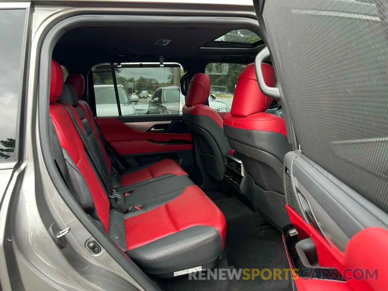 6 fotografías del automóvil dañado JTJMB7CX4P4023035 LEXUS LX 600 BAS 2023