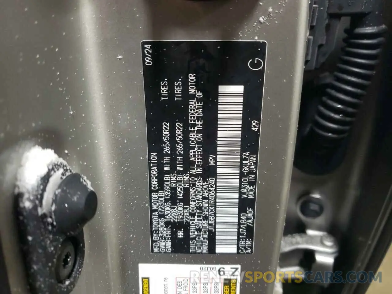 12 fotografías del automóvil dañado JTJGB7CX1R4064240 LEXUS LX 600 BAS 2024