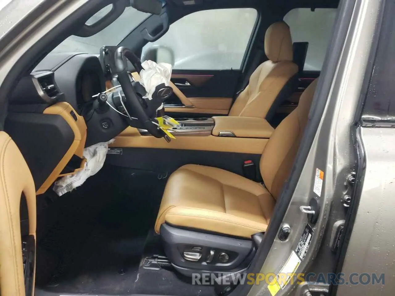 7 fotografías del automóvil dañado JTJGB7CX1R4064240 LEXUS LX 600 BAS 2024