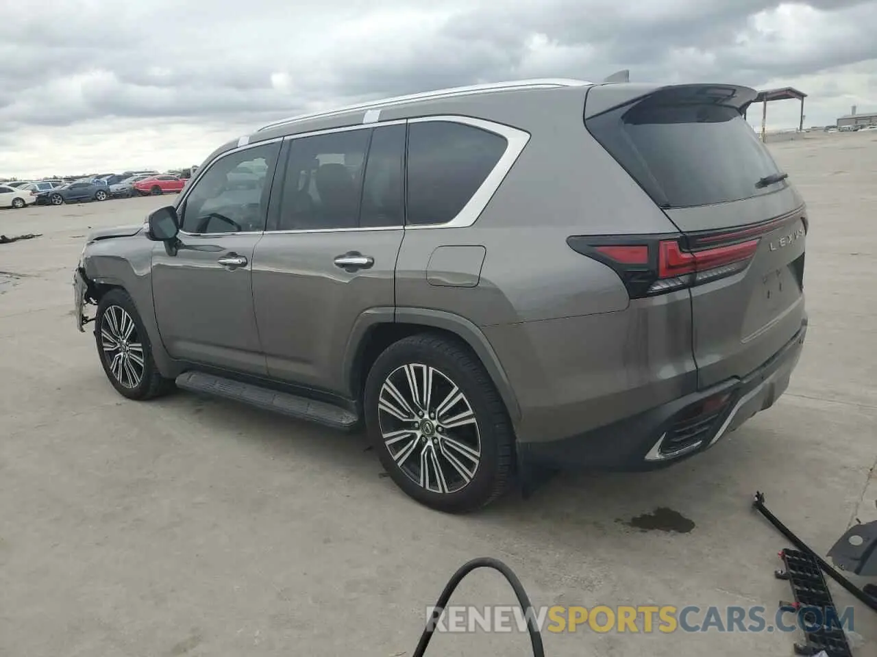 2 fotografías del automóvil dañado JTJGB7CX2R4052260 LEXUS LX 600 BAS 2024