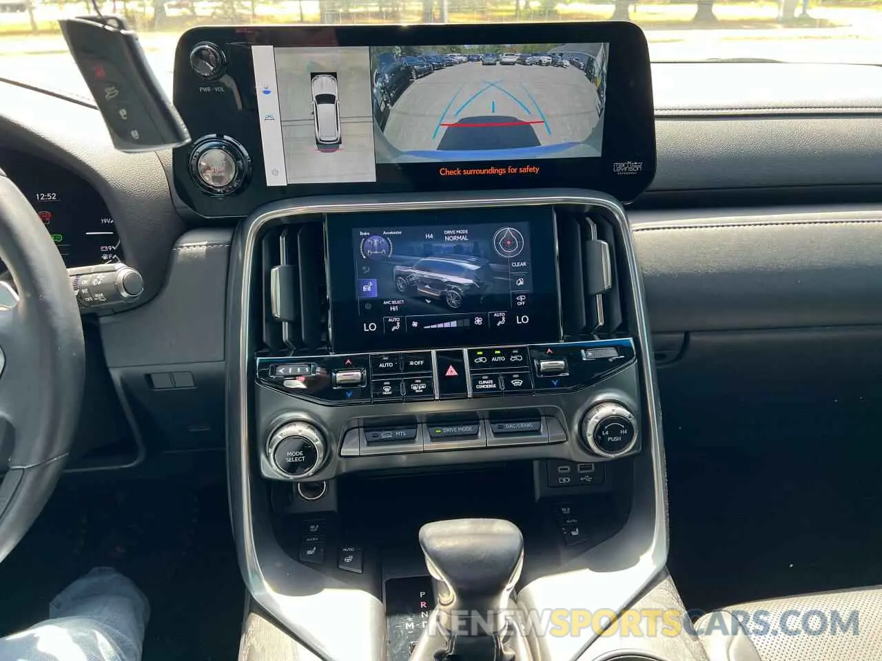 10 fotografías del automóvil dañado JTJLBACX7N4010480 LEXUS LX 600 ULT 2022