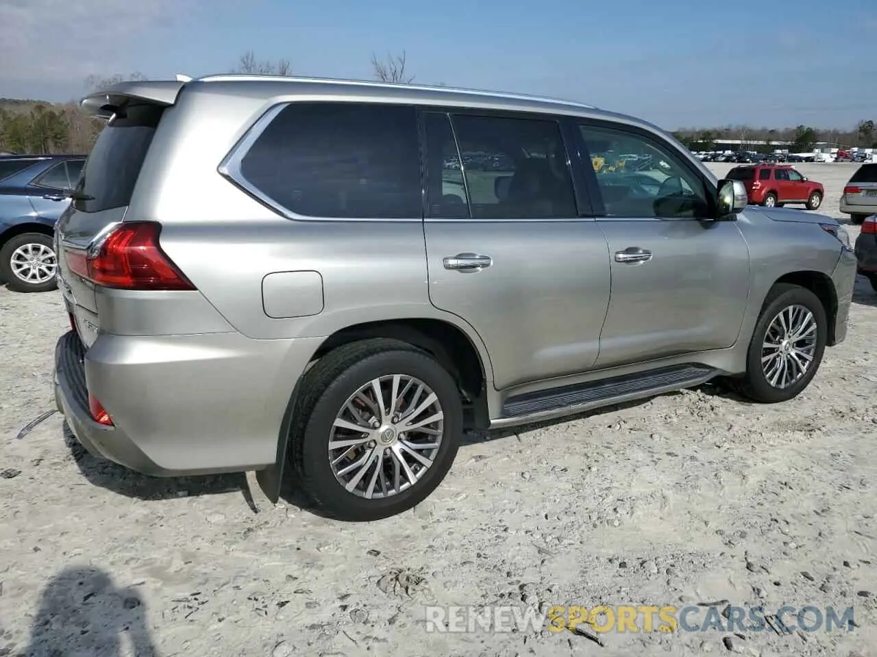 3 fotografías del automóvil dañado JTJHY7AX5K4286470 LEXUS LX570 2019