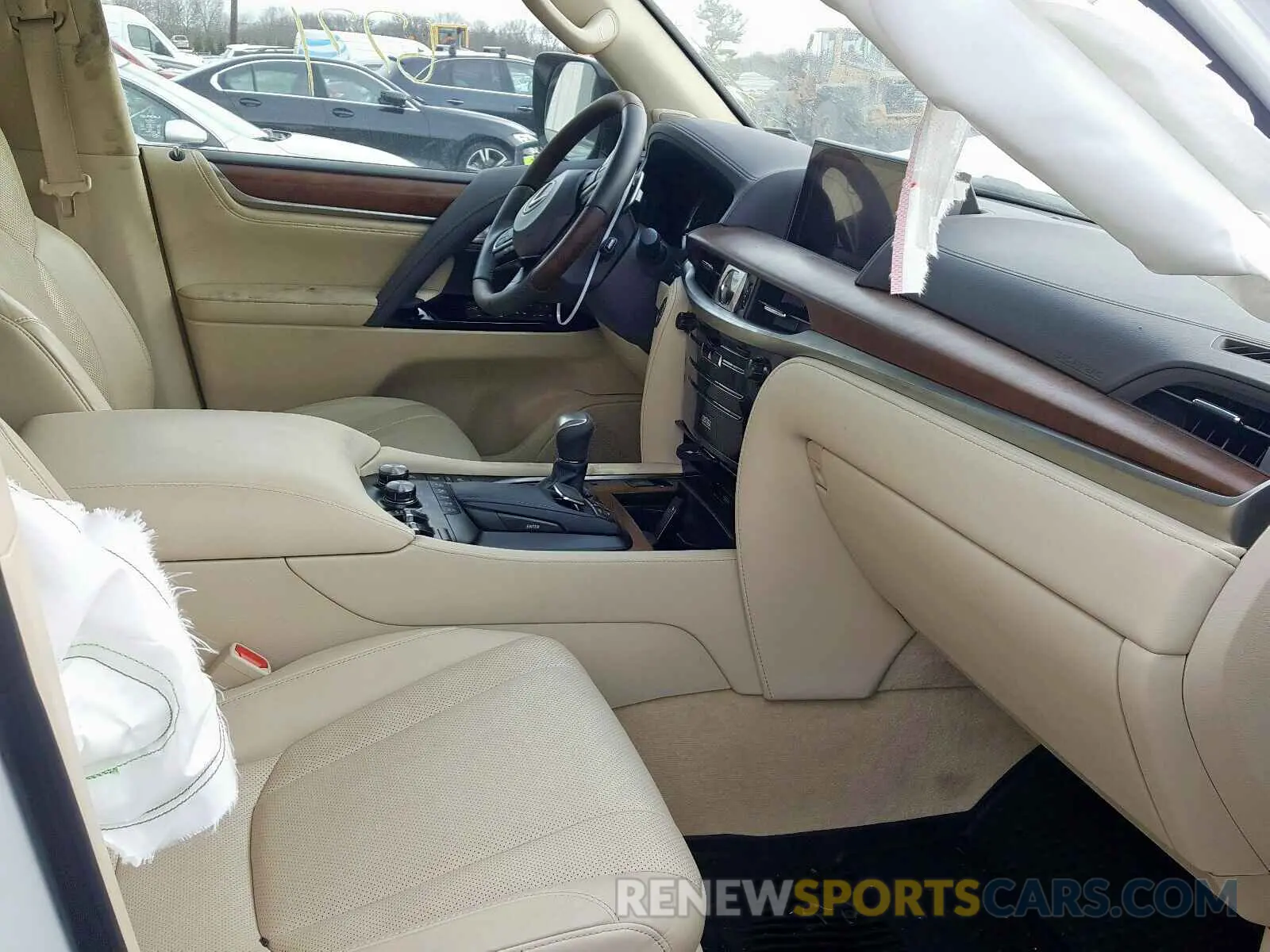 5 fotografías del automóvil dañado JTJHY7AXXK4296640 LEXUS LX570 2019