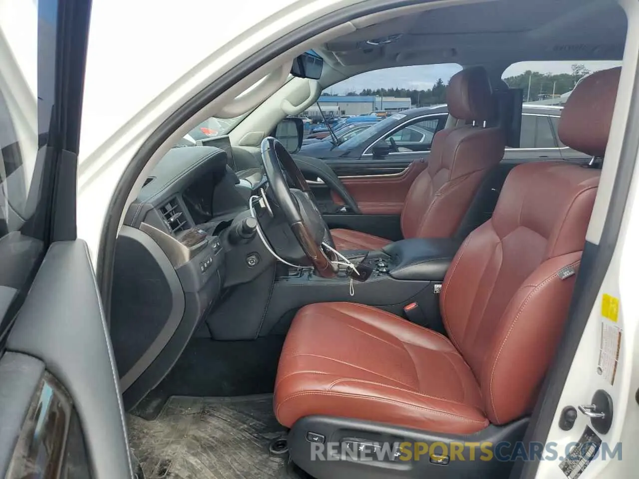 7 fotografías del automóvil dañado JTJHY7AXXK4297982 LEXUS LX570 2019