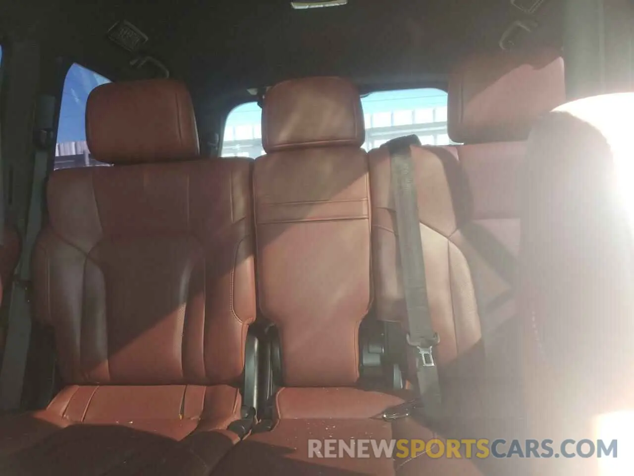 10 fotografías del automóvil dañado JTJDY7AX9L4332897 LEXUS LX570 2020