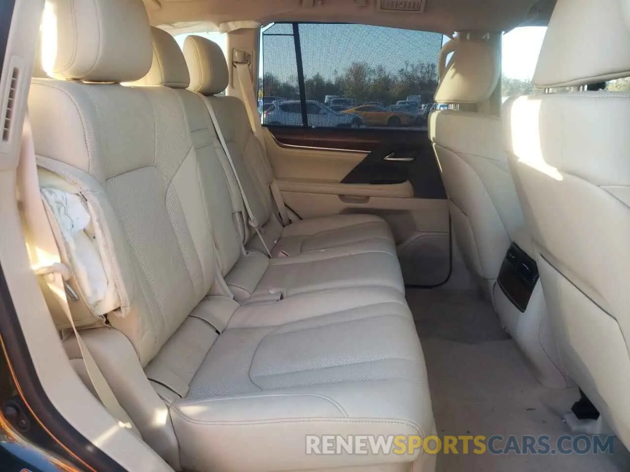 11 fotografías del automóvil dañado JTJFY7AX3M4353870 LEXUS LX570 2021