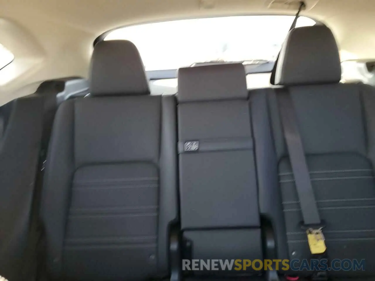 10 fotografías del automóvil dañado JTJBARBZ1K2192099 LEXUS NX 2019
