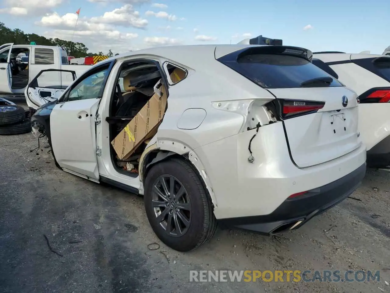 2 fotografías del automóvil dañado JTJBARBZ1K2216904 LEXUS NX 2019