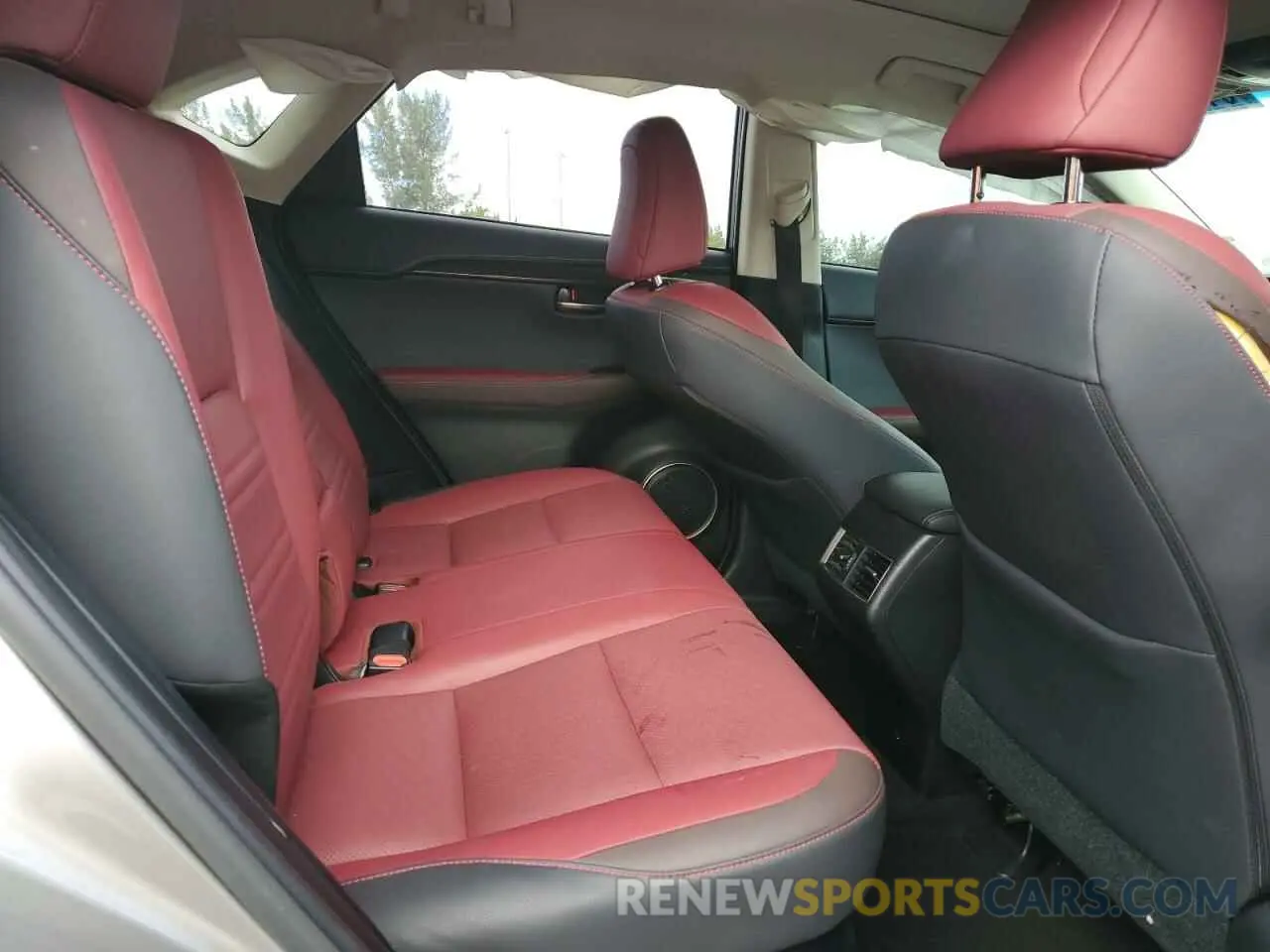 10 fotografías del automóvil dañado JTJBARBZ2K2206821 LEXUS NX 2019